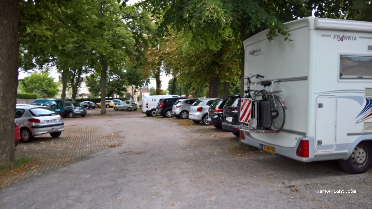 (60300) Senlis - 1 Rue du Moulin Saint-Rieul — foto