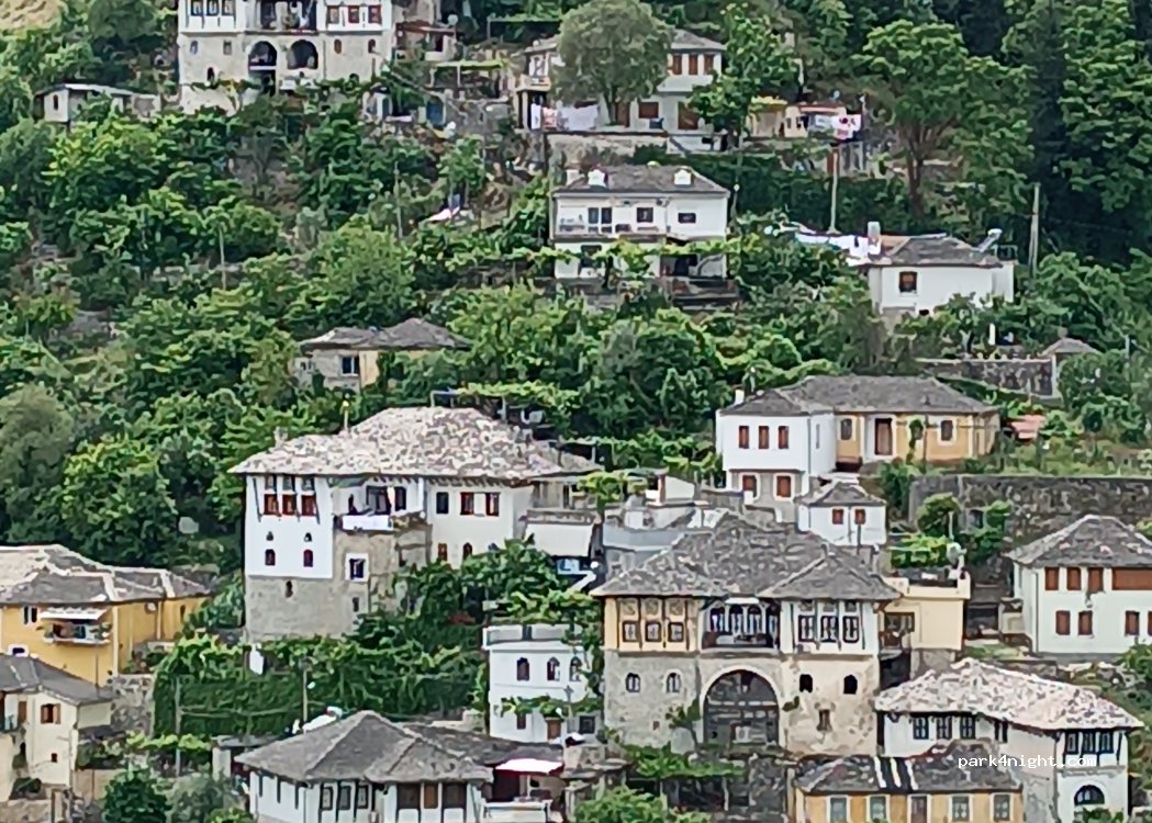 (6001) Gjirokastër - Rruga Valere — foto