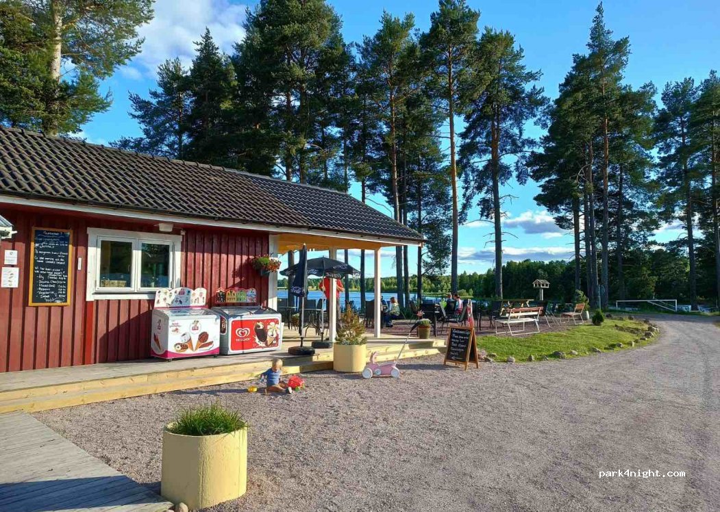 VÅMÅBADETS CAMPING & STUGOR (Camping & Cottages) — foto