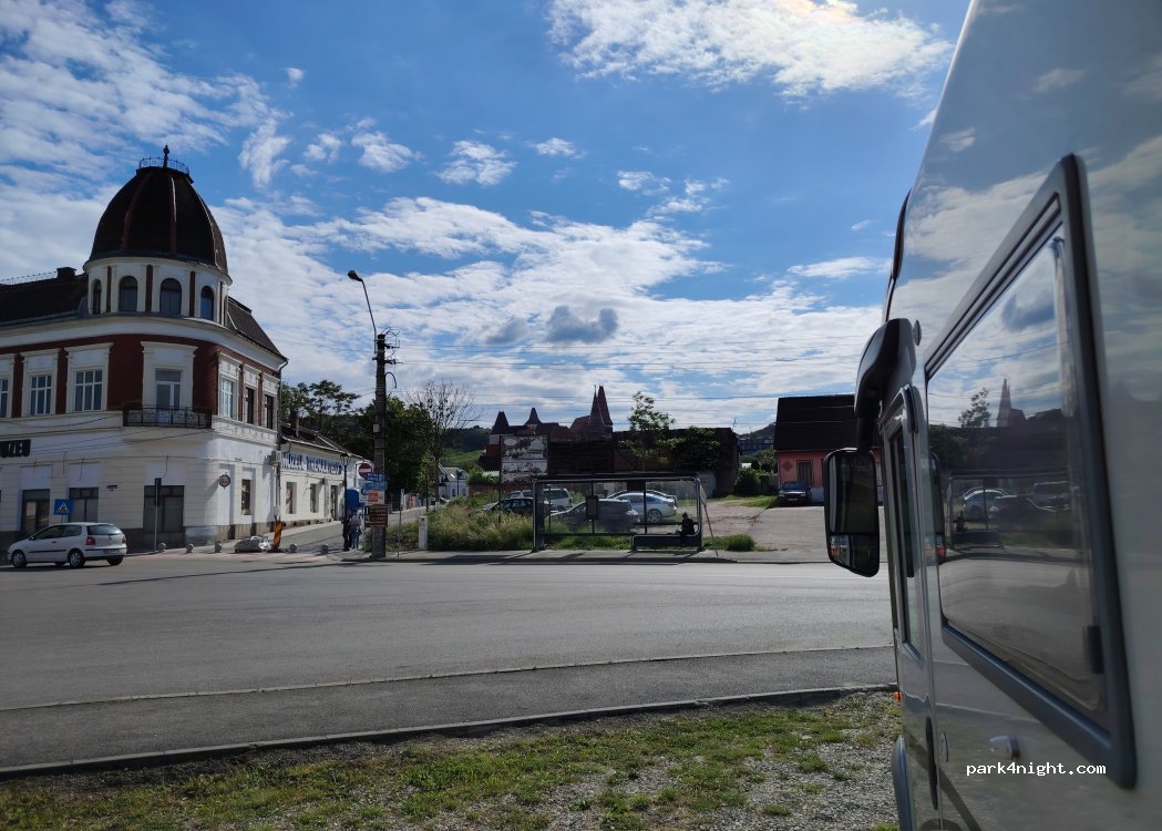 (331130) Hunedoara - 2 Strada Cernei — foto
