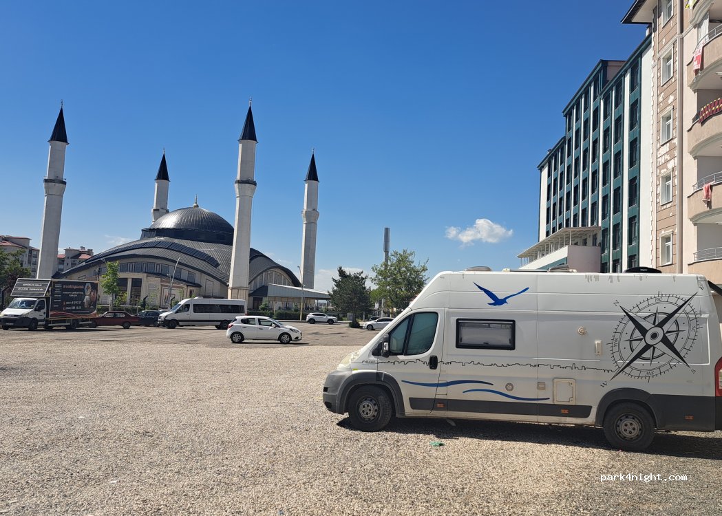 (04100) Ağrı Merkez - 136 Erzurum Bulvarı — foto