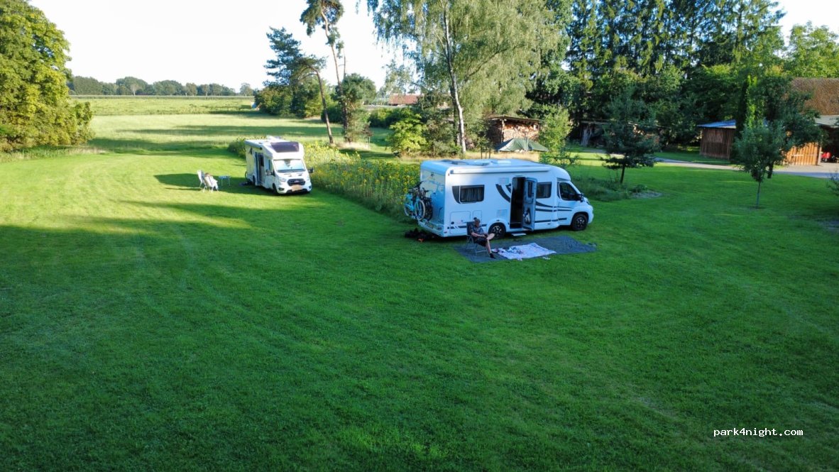 Stellplatz am Birkensee Schneverdingen/ Soltau — foto