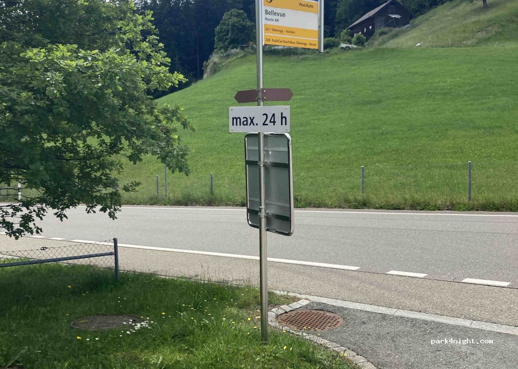(9411) Reute - Unnamed road — foto