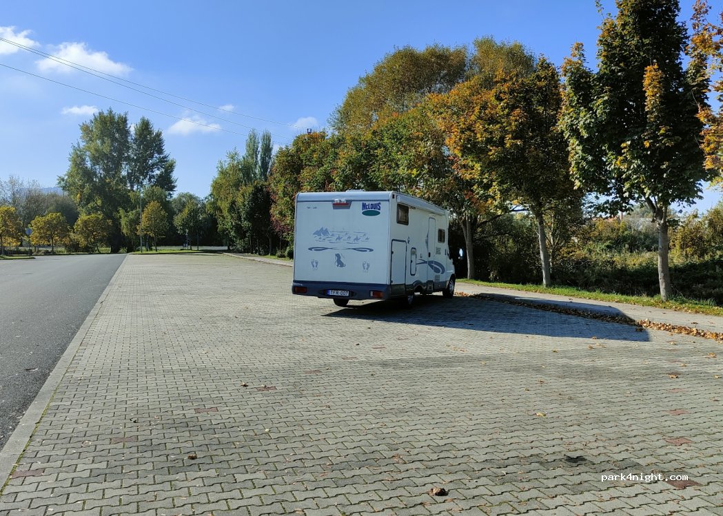 (8300) Tapolca - 53 Batsányi János utca — foto 5