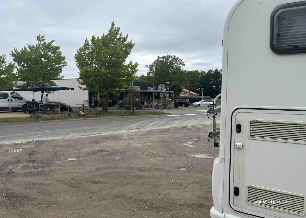 (40230) Saint-Jean-de-Marsacq - 49 Route de Latourne — foto