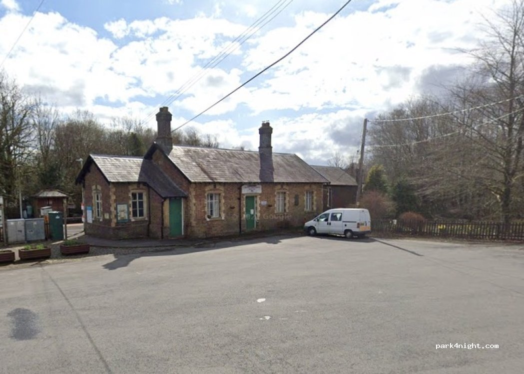 (LD5 4RW) Llanwrtyd Wells - Station Road — foto