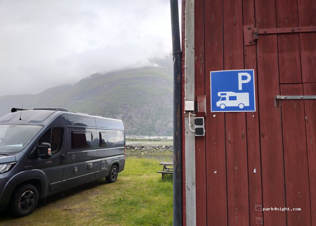 (6600) Sunndalsøra - Unnamed Road — foto