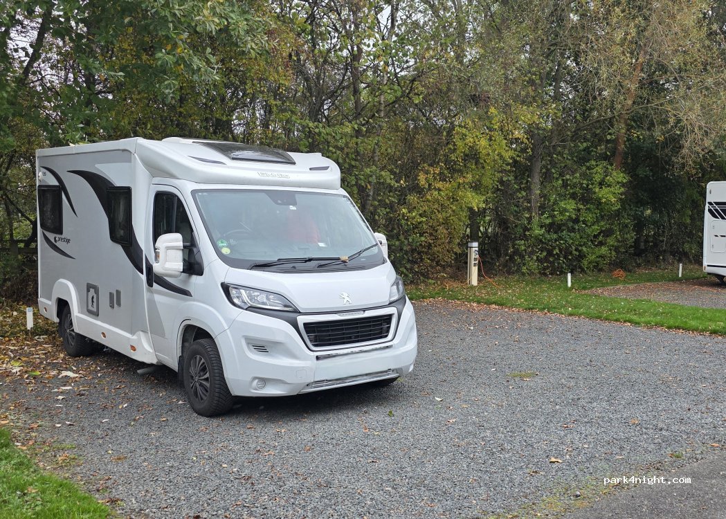 Chapel Lane Caravan and Motorhome Club Campsite — foto