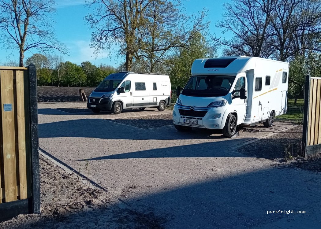 Camperplaats Middenmeer — foto