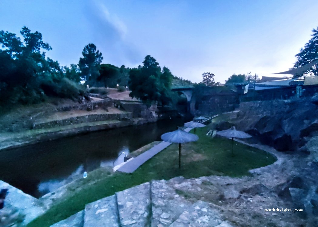 (10896) Perales del Puerto - — foto