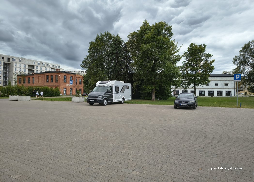 (93-034) Łódź - 295B Piotrkowska — foto 4