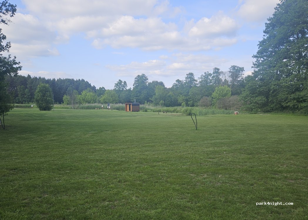 (98-335) Kałuże - — foto 2
