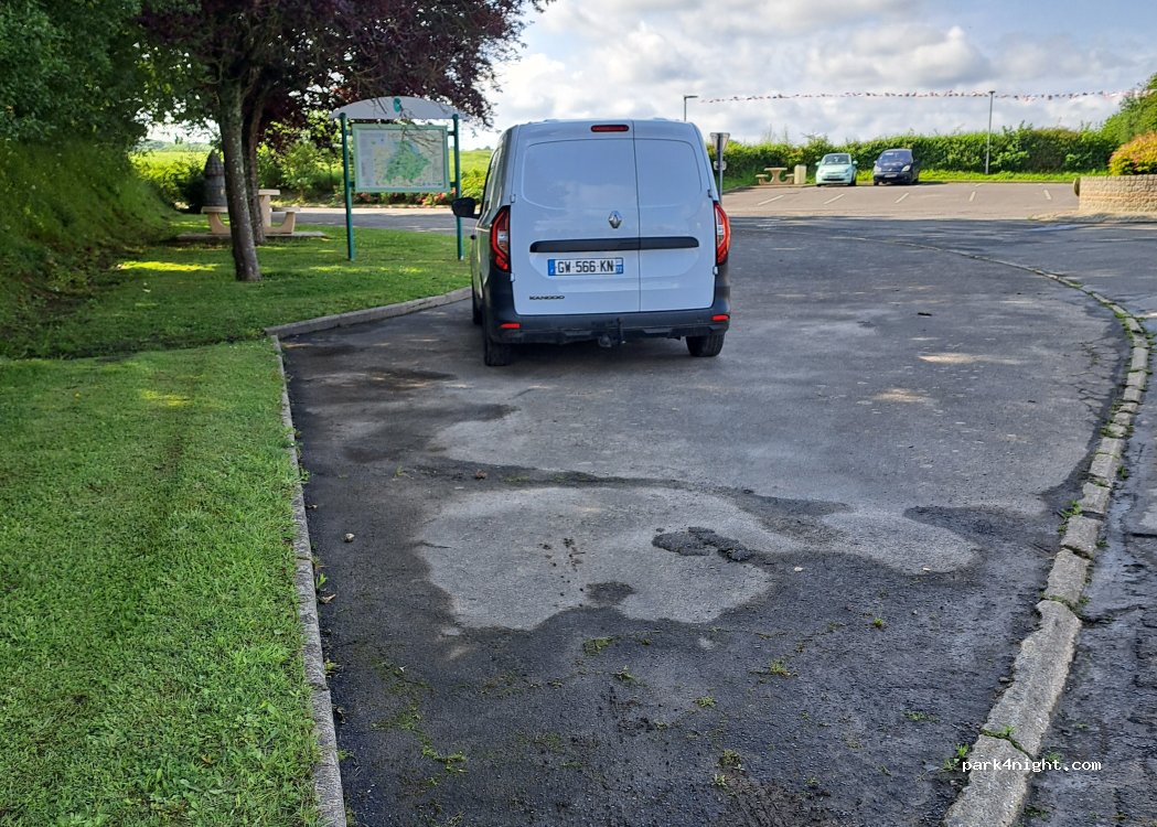 (50620) Amigny - 2 Le Bourg — foto 2