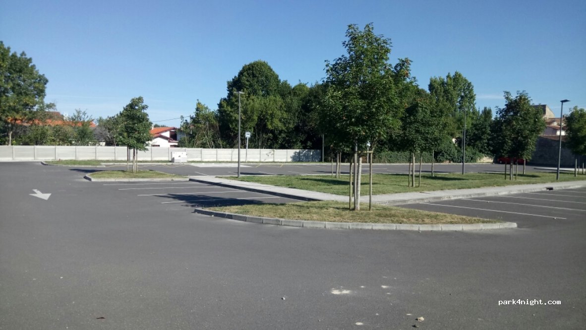 (33340) Lesparre-Médoc - 24 Rue Eugène Marcou — foto