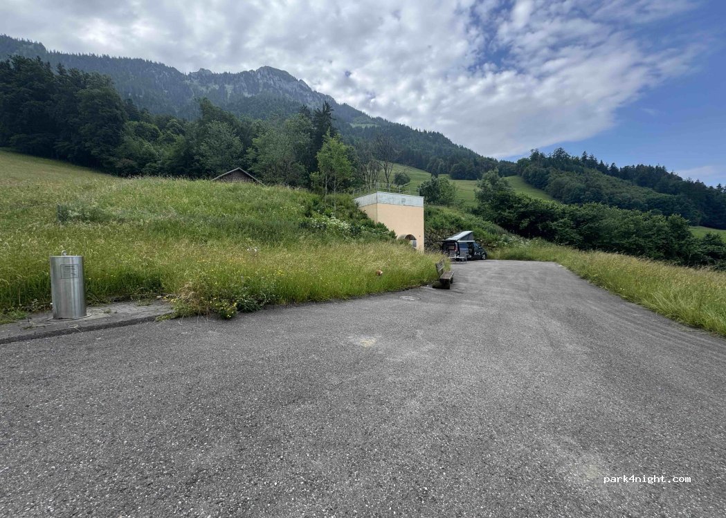 (1636) Broc - 32 Route du Pessot — foto 2
