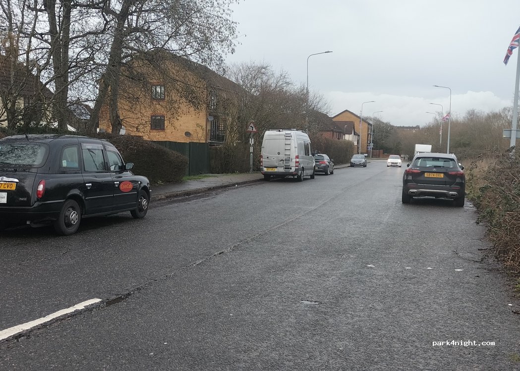 (EN9 3LX) Waltham Abbey - 3 Old Shire Lane — foto
