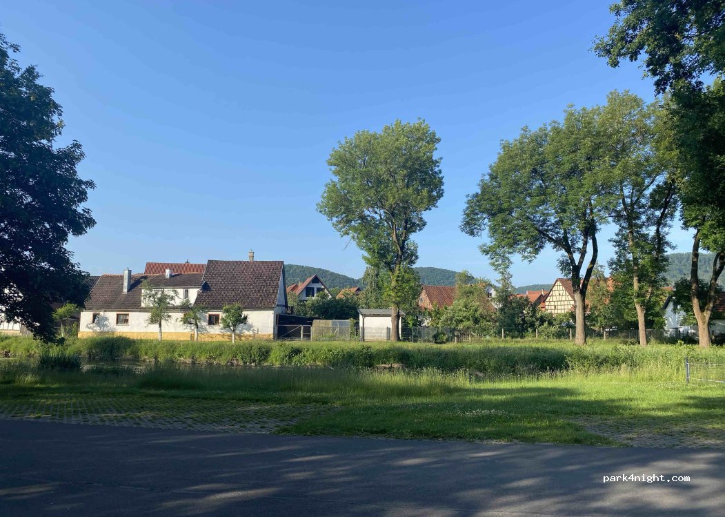 (98617) Vachdorf - 260 Sportplatz — foto