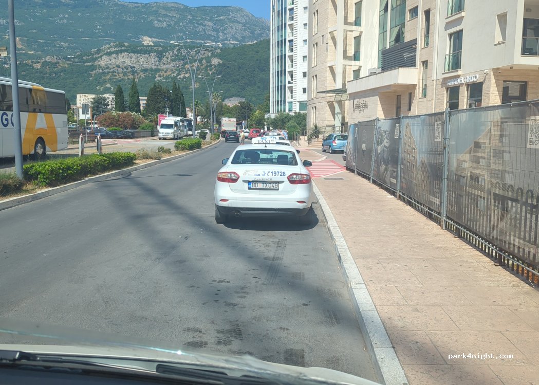 (85310) Budva - 6 Blaža Jovanovića — foto