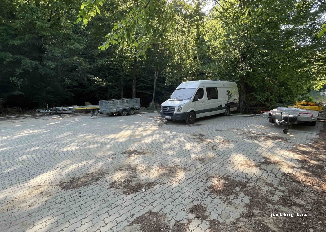 (37209) Buci - 740А Jastrebački Put — foto