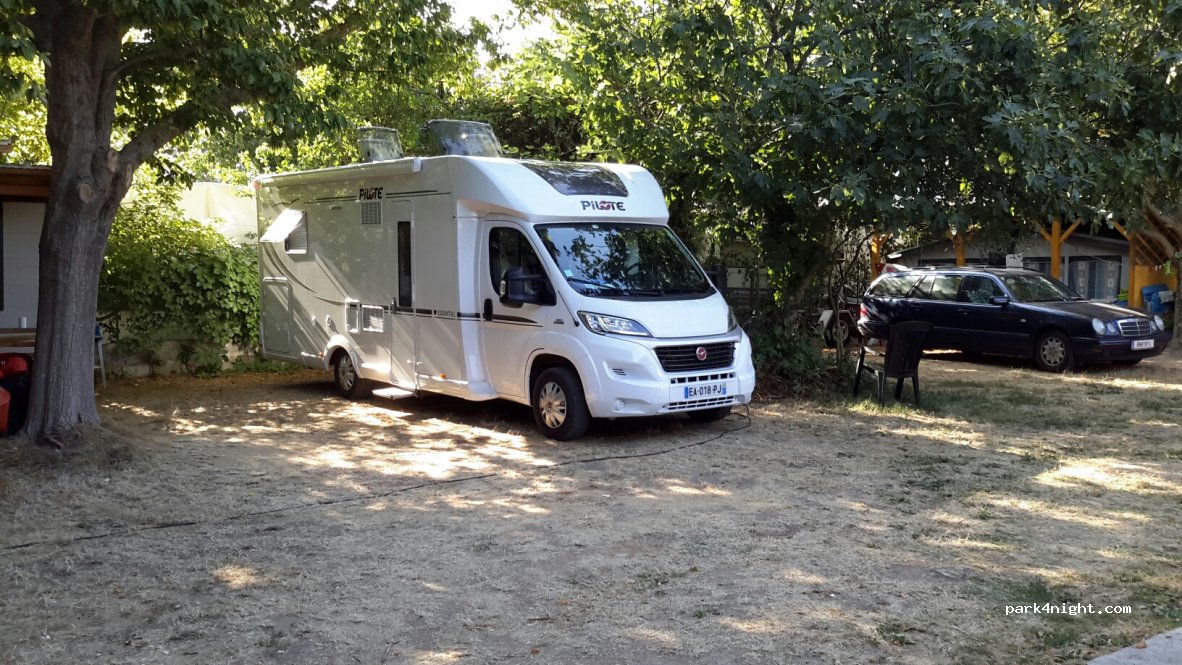 Camp Brajde — foto