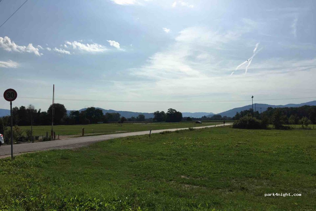 (79111) Freiburg im Breisgau - Zum Tiergehege — foto
