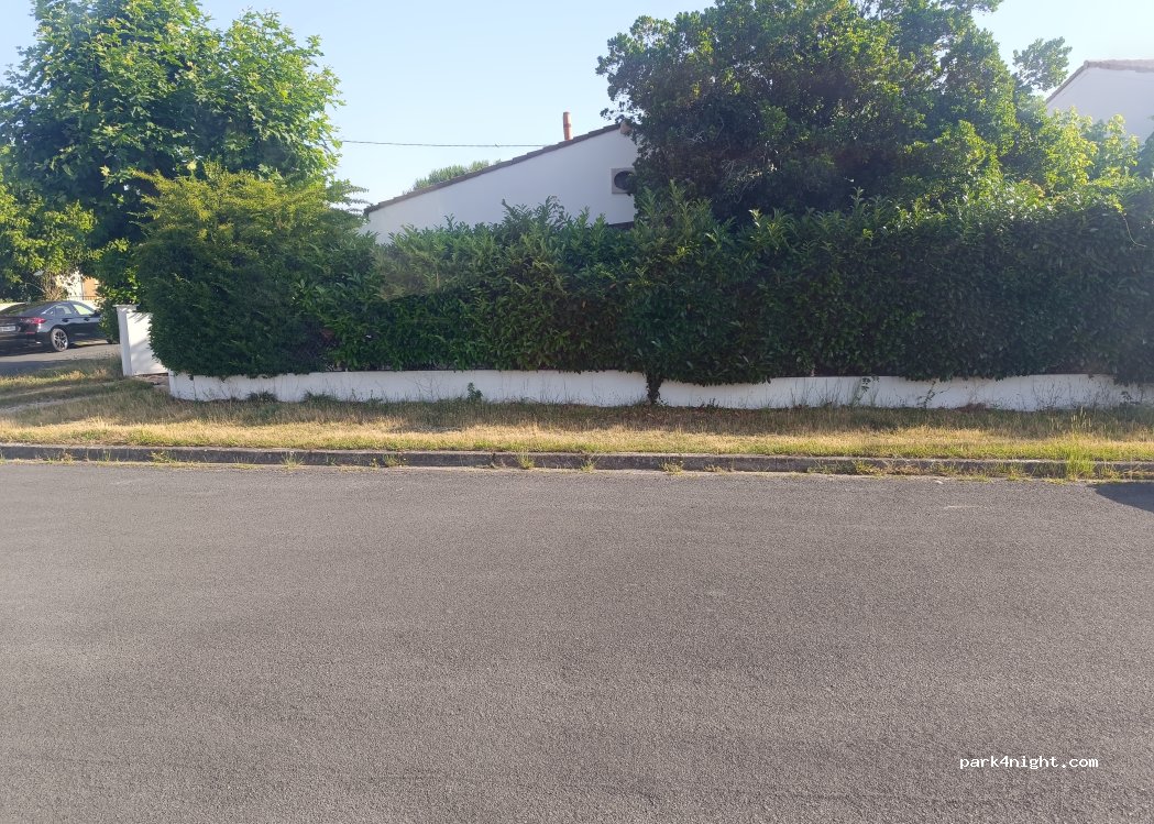 (33600) Pessac - 7 Rue Raimu — foto