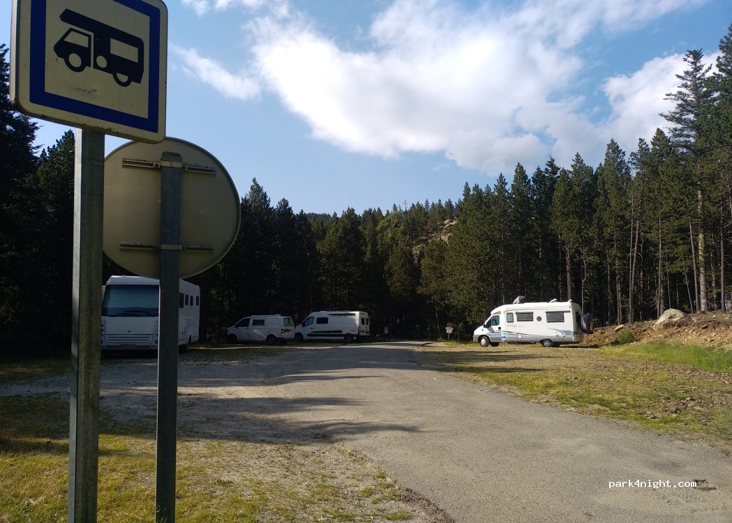 (66210) Les Angles - Unnamed Road — foto 2