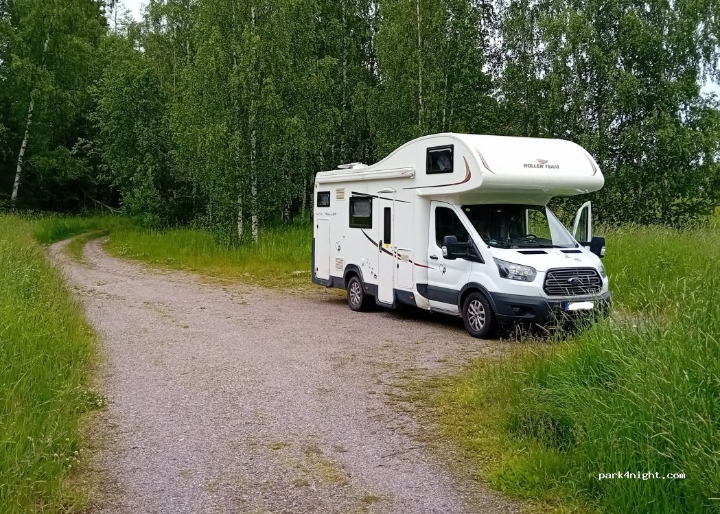 (00890) Helsinki - 45 Vikkullantie — foto