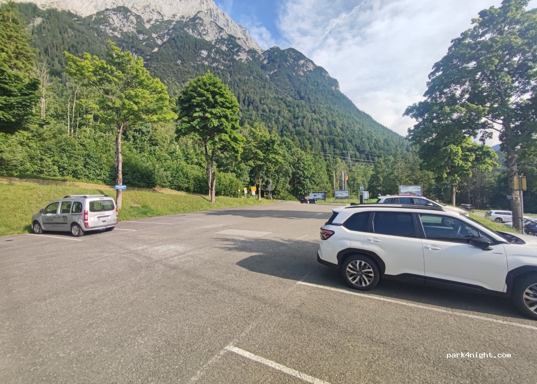 (82481) Mittenwald - 1 Alpenkorpsstraße — foto 2