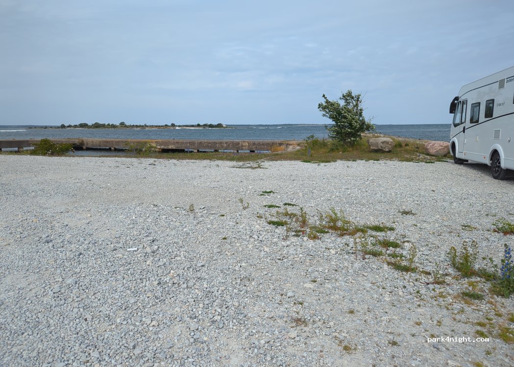 (624 50) Lärbro - Unnamed Road — foto