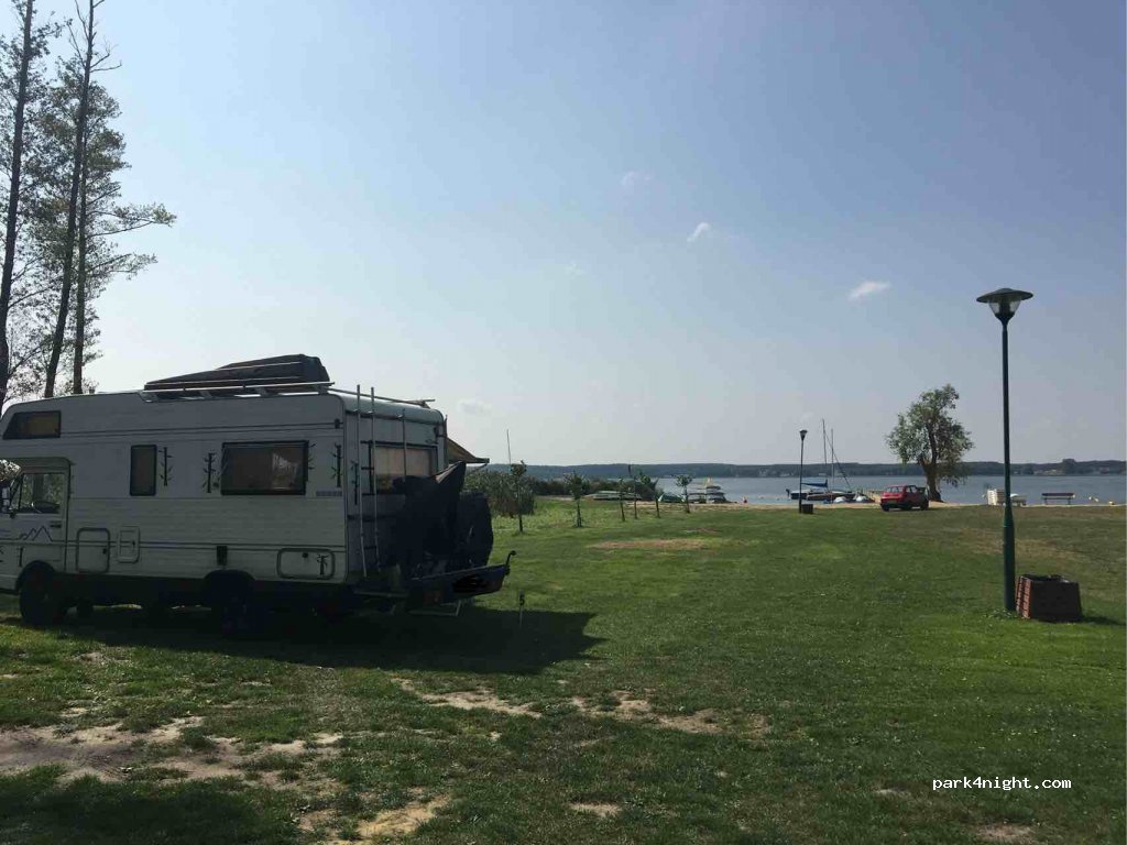 Camping Przy Baszcie — foto
