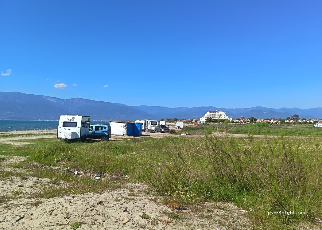 (10700) Burhaniye - Unnamed Road — foto