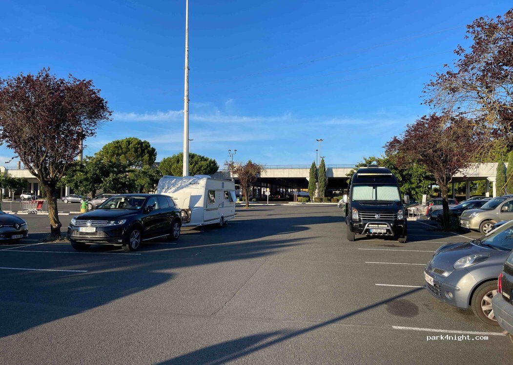 (16400) La Couronne - E606 — foto 3