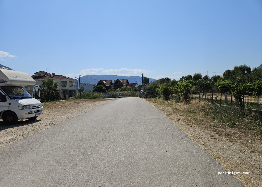 (461 00) Plataria - 6 Ιπποκράτους — foto 2