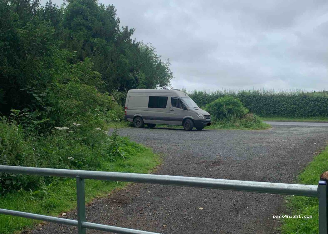 (TD12 4LW) Coldstream - Kincham Ave — foto