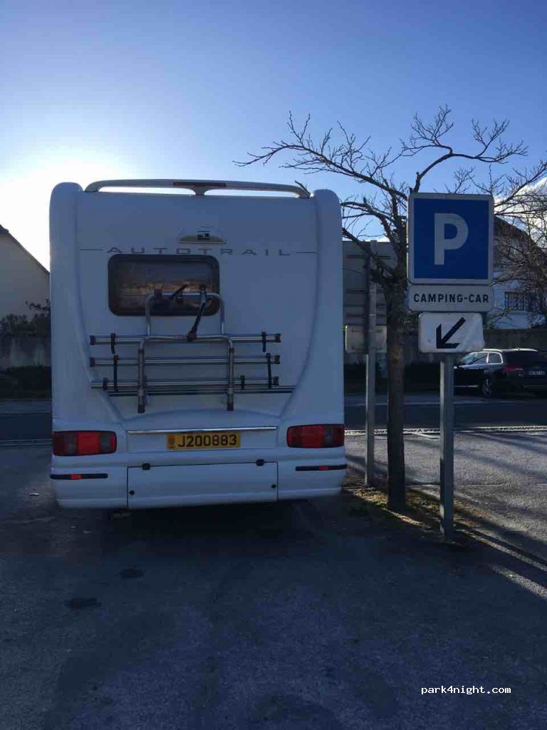 (64400) Oloron-Sainte-Marie - 10 Rue Mauco — foto