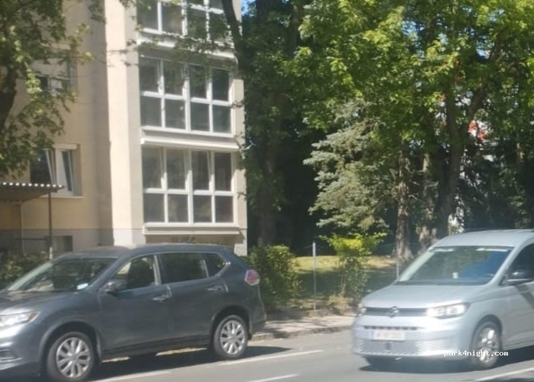 (9020) Klagenfurt am Wörthersee - 15 Waidmannsdorfer Straße — foto