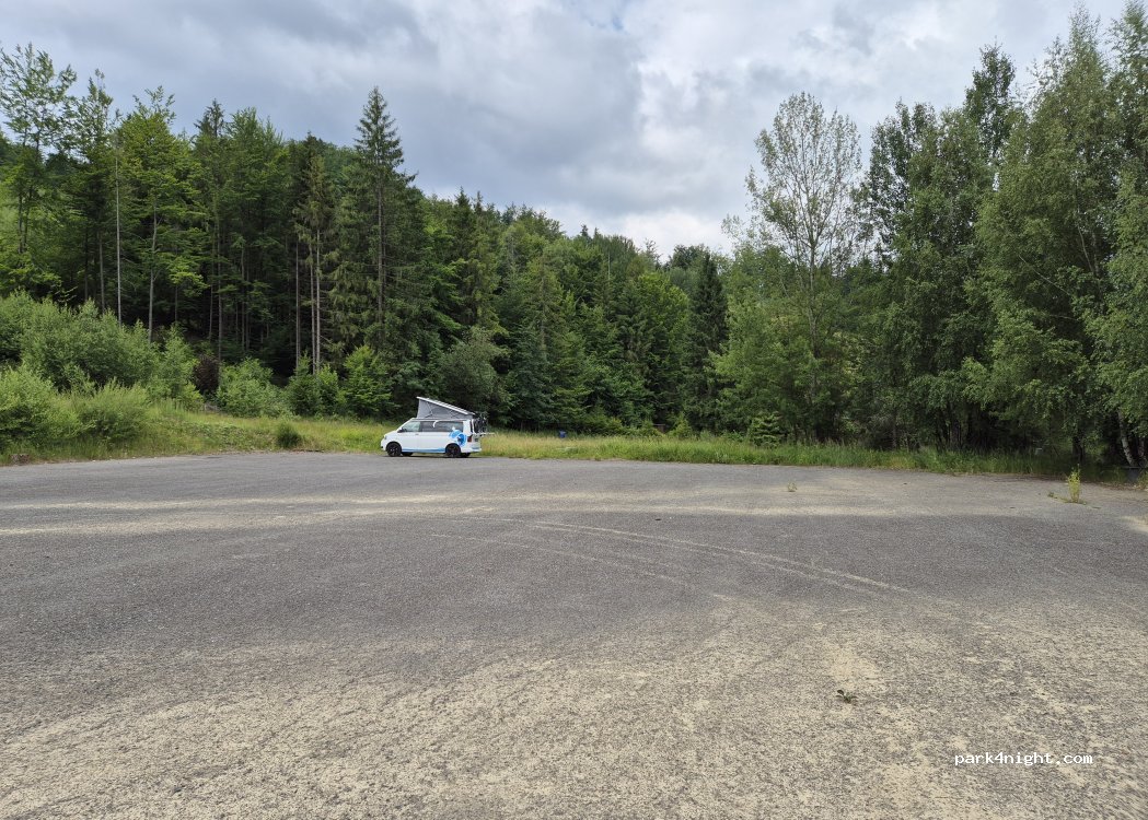 (739 91) Dolní Lomná - Unnamed Road — foto