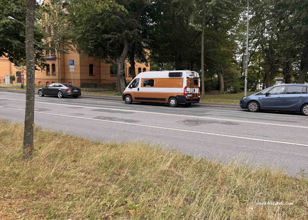 (18439) Stralsund - 77 Tribseer Damm — foto