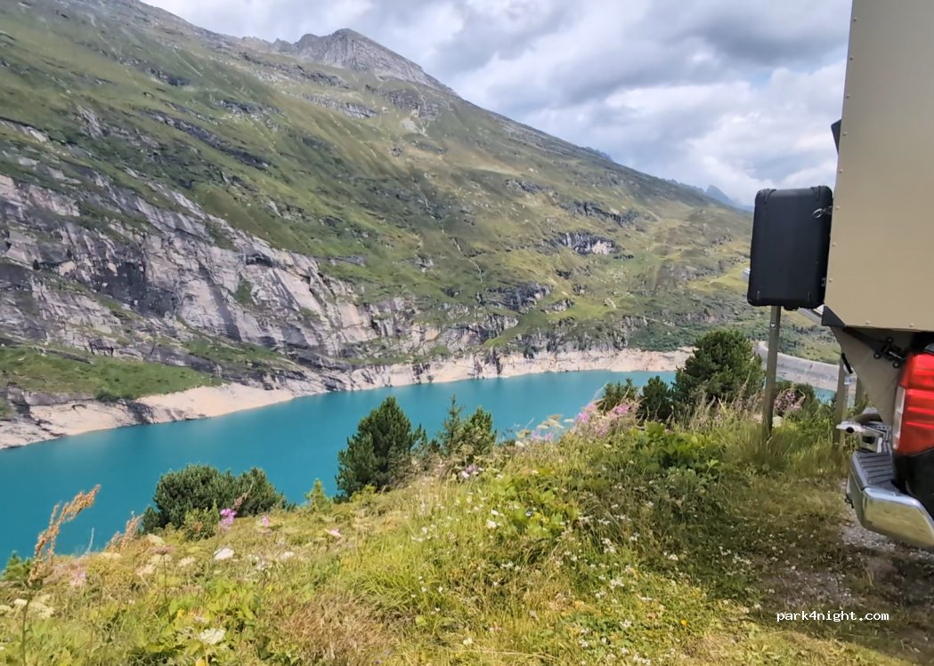 (7132) Vals - Unnamed Road — foto 3