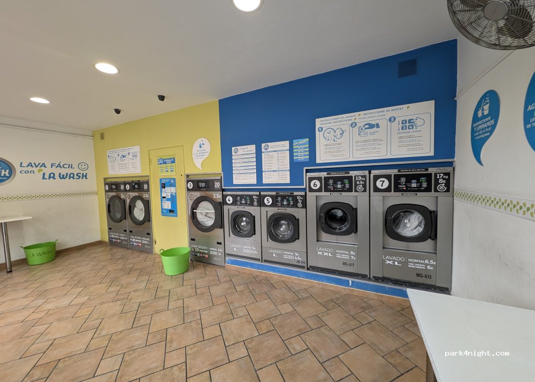(08860) Castelldefels - 15 Carrer d'Albert Einstein — foto 4