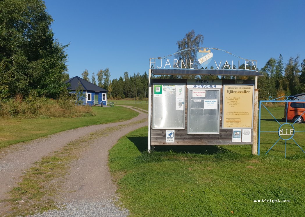 Hjärnevallen ställplats — foto 2