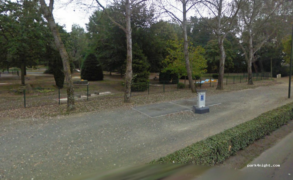 (53600) Évron - Boulevard du Maréchal Juin — foto