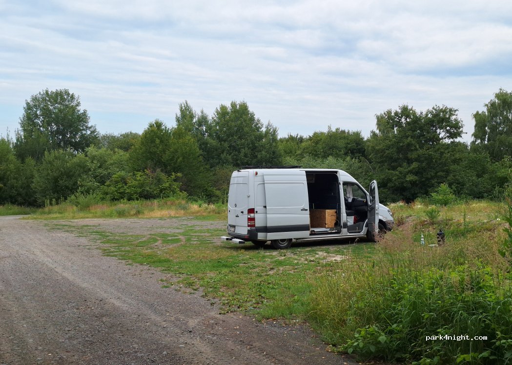 (971 01) Cigeľ - Unnamed Road — foto