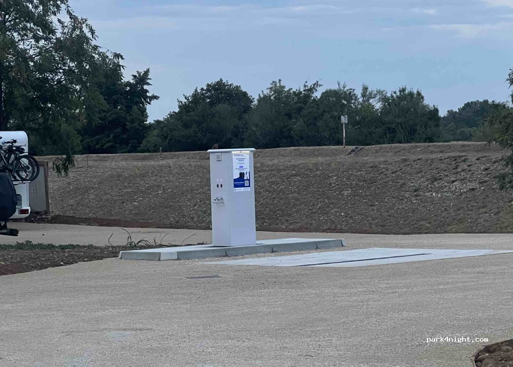 (07130) Soyons - 70 Allée de la Gare — foto