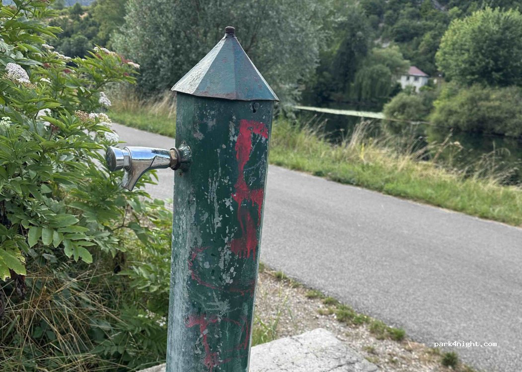 (25000) Besançon - 41 Chemin de Halage de Casamene — foto