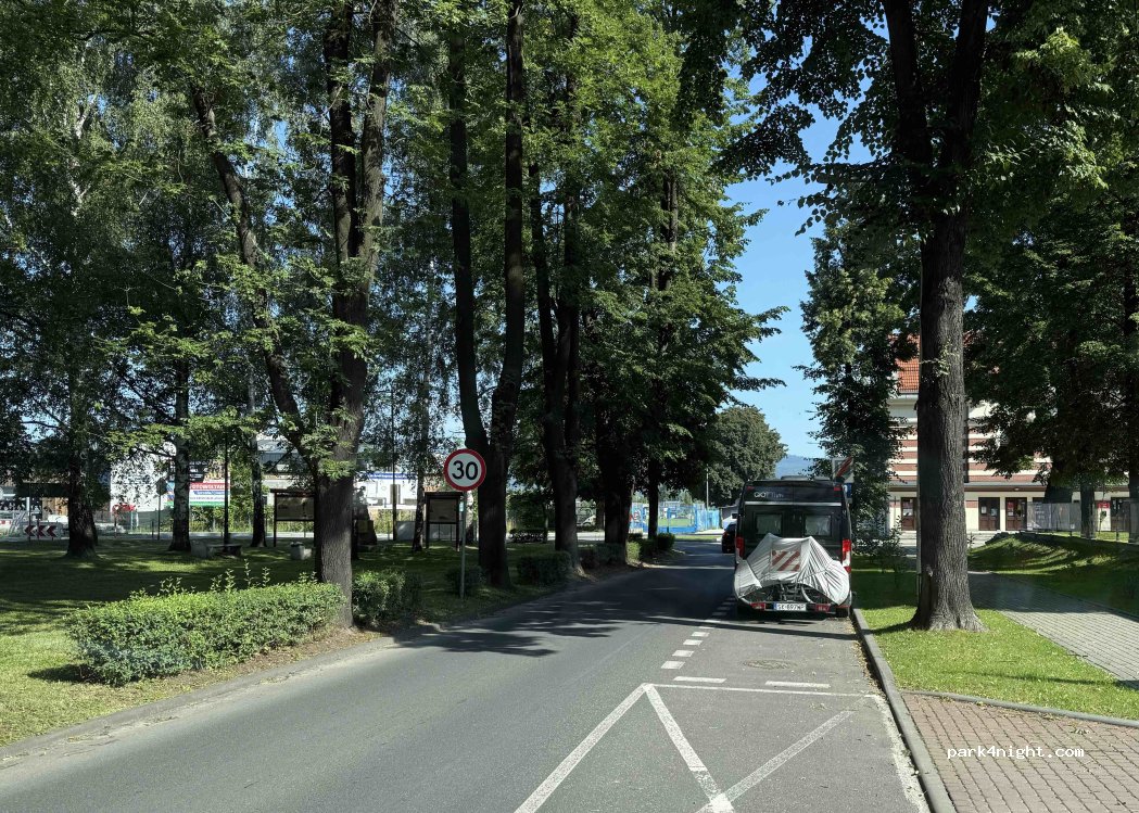 (34-300) Żywiec - 2w aleja Wolności — foto