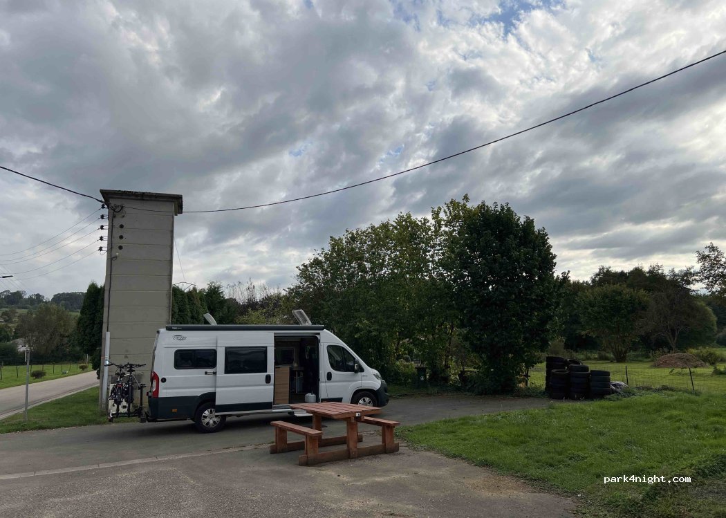 (55600) Avioth - 1 Rue des Comtes de Chiny — foto 5
