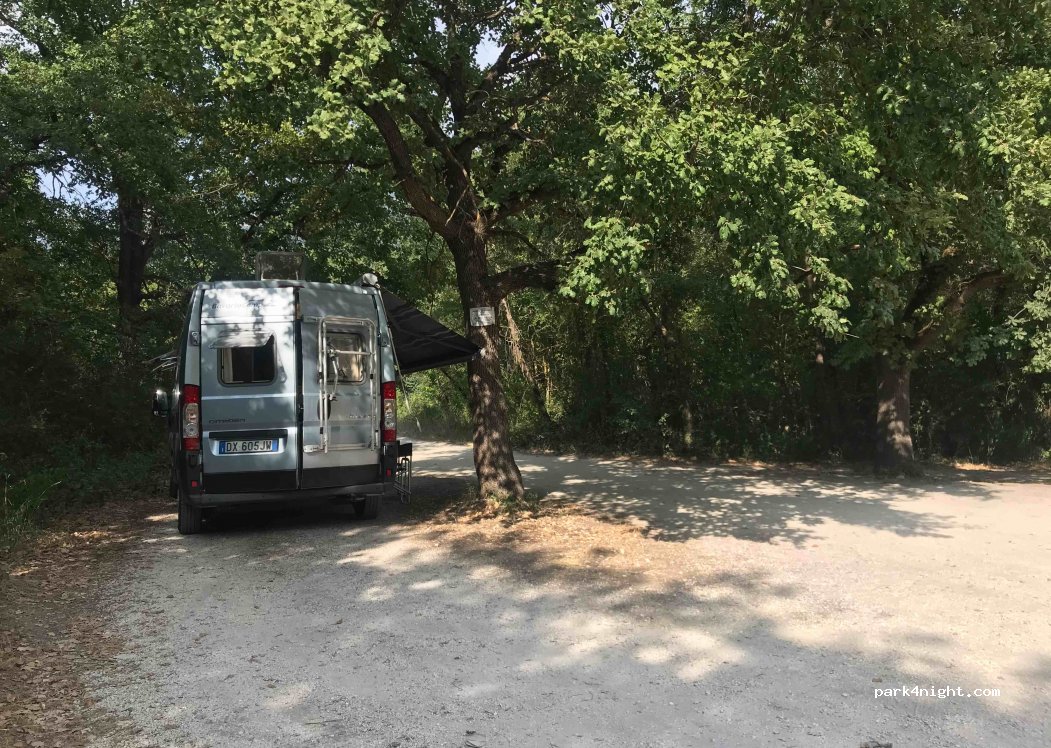 (67022) Capestrano - Strada Statale 602 — foto 2