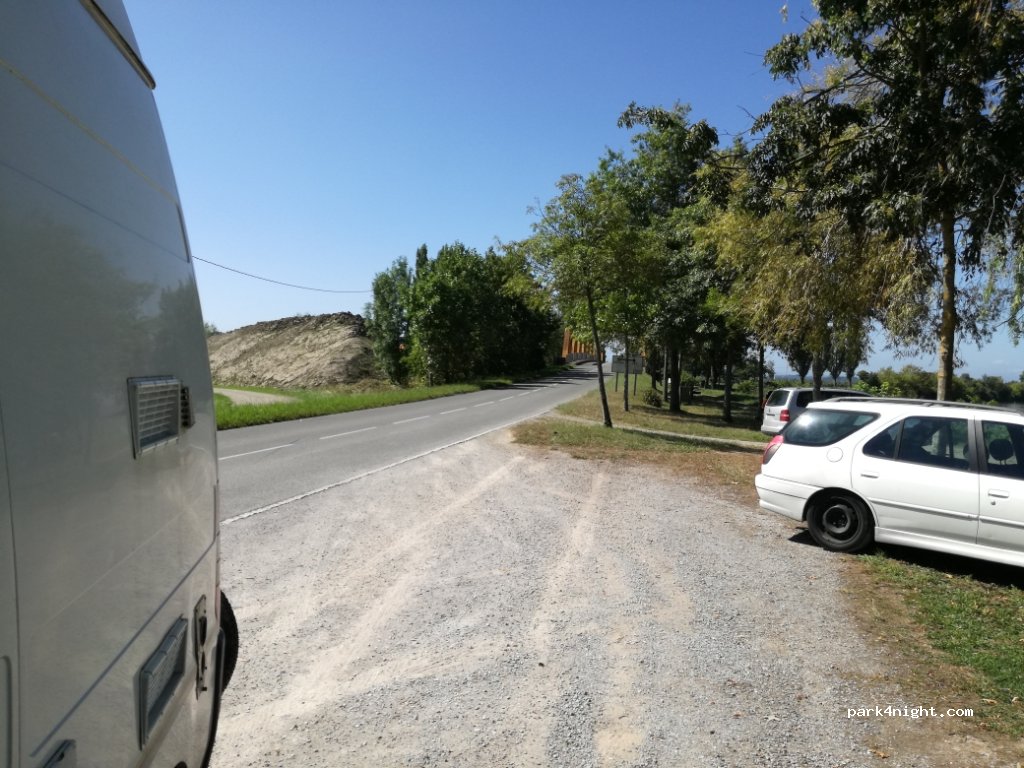(64520) Guiche - D261 — foto 2
